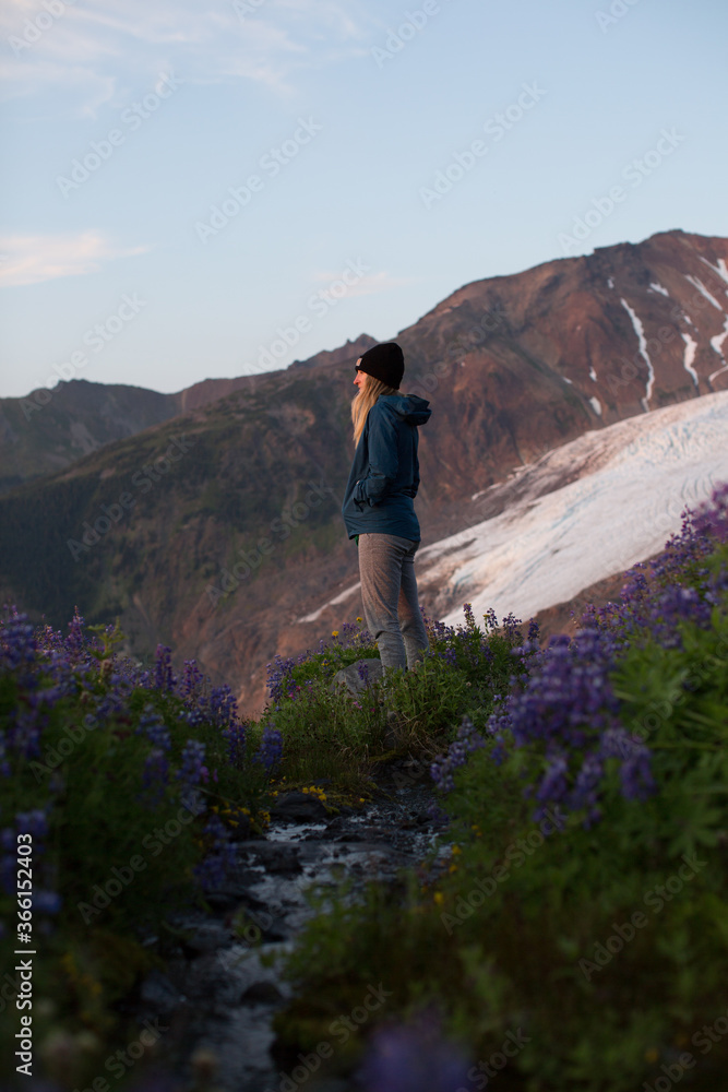 Woman standing and looking at the view Mount Baker-Snoqualmie National Forest