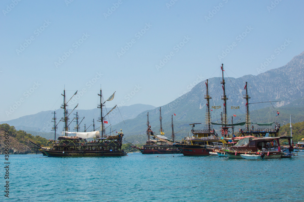 Fototapeta premium fishing boats in the port of barcelona turkey