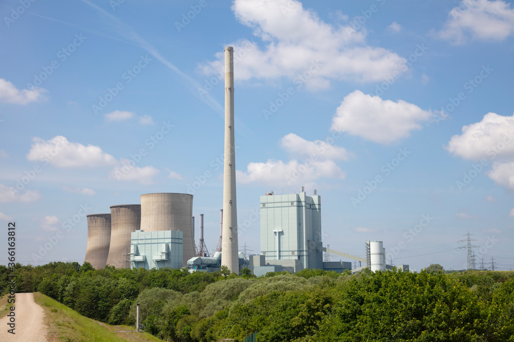 Germany, North Rhine-Westphalia, Werne, Trees in front ofÔøΩGersteinwerkÔøΩpower station Germany, North Rhine-Westphalia, Werne, Trees in front ofÔøΩGersteinwerkÔøΩpower station