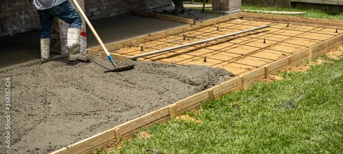 Panel kuchenny z motywem concrete pour rebar