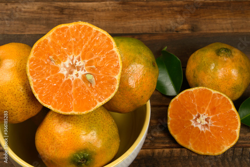 Fototapeta Naklejka Na Ścianę i Meble -  Fresh mandarin oranges