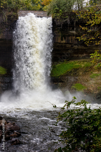 minneapolis minnehaha falls