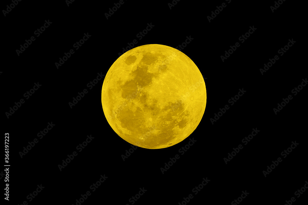Fototapeta premium Full moon glowing in the dark night.