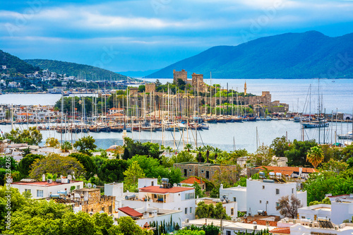 Fototapeta Naklejka Na Ścianę i Meble -  Bodrum Castle and harbour view from hill 
