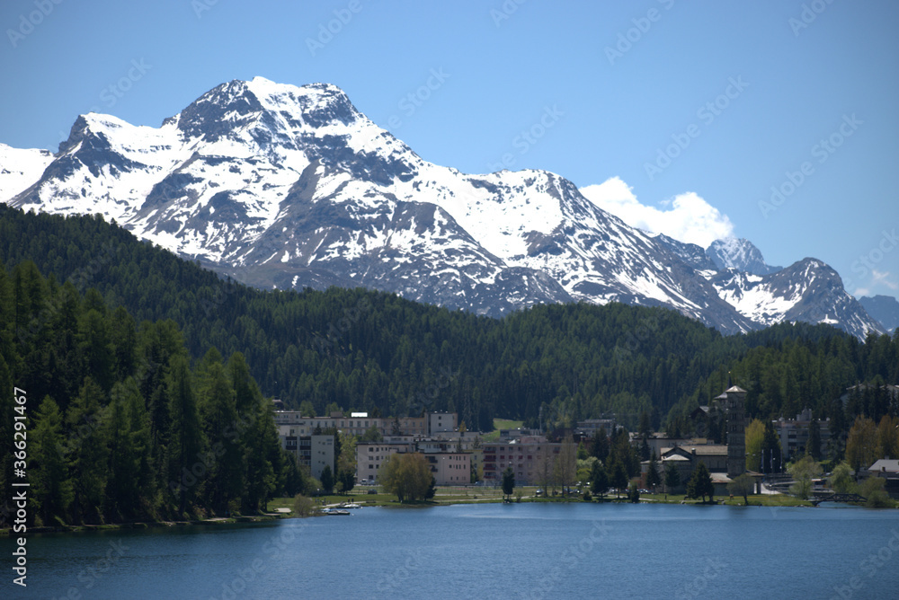 Sankt Moritz in der Schweiz am Seeufer 27.5.2020
