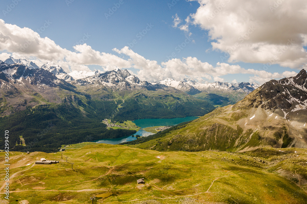 St. Moritz, Surlej, Silvaplana, Corvatsch, Piz Corvatsch, Piz Murtèl, Piz Albana, Piz Julier, Alpen, Seenplatte, Silvaplanersee, Champfèrsee, Wanderweg, Piz Nair, Oberengadin, Engadin, Sommer, Schweiz