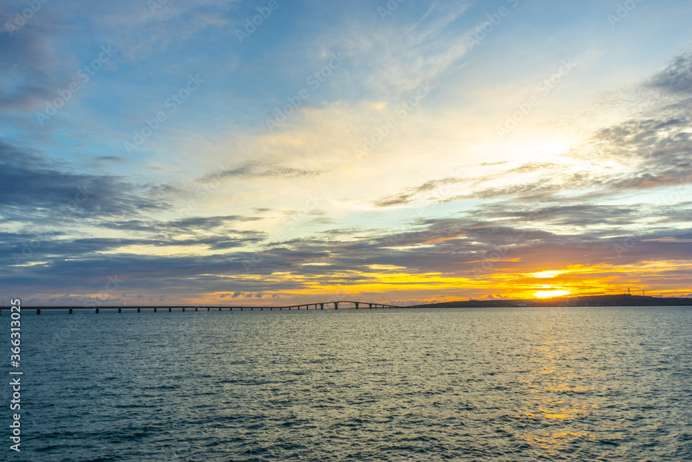 沖縄　宮古島の夕景