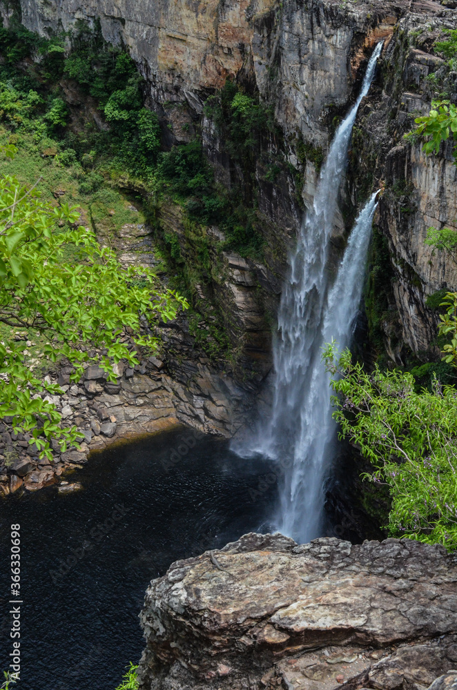 Fototapeta premium Waterfall at Chapada dos Veadeiros national park in Brazil