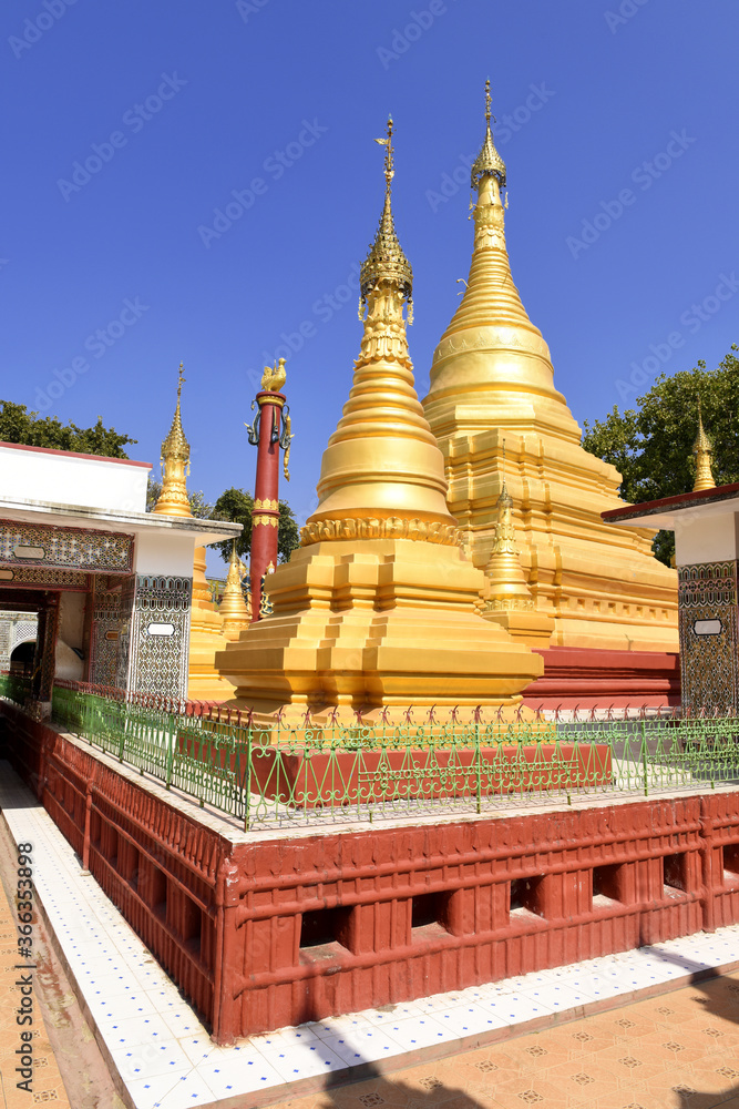 Fototapeta premium Mandalay Hill, a 240 metres hill with many golden pagodas and monasteries located to the northeast of the city centre of Mandalay, Myanmar (Burma)