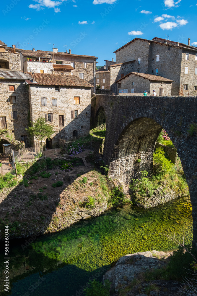Obraz premium France, Ardèche (07), Jaujac, village de caractère.
