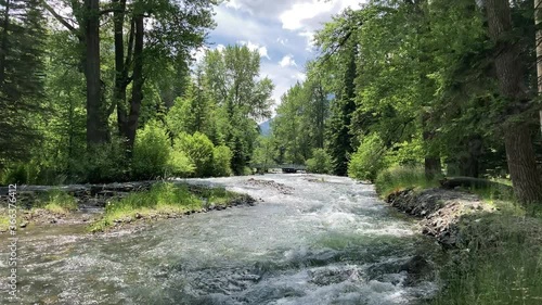 Wallowa River flowing through Oregon, USA (4k)