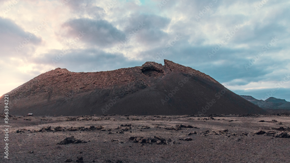 Volcán del cuervo Volcán del cuervo