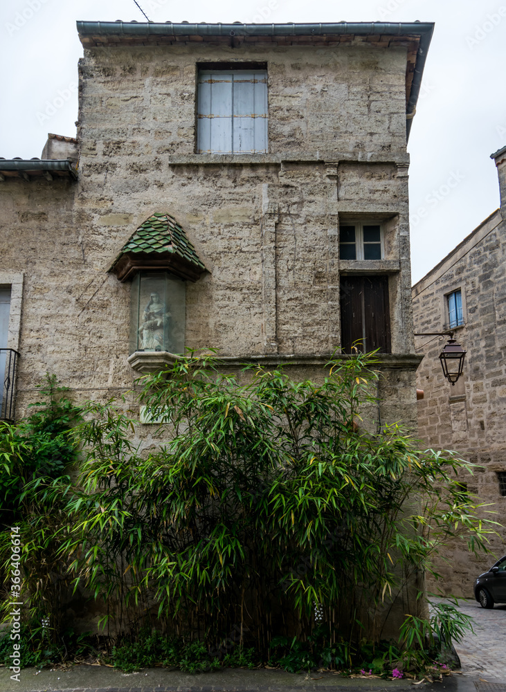 Pézenas, ville ancienne et historique de l'hérault en région Occitanie - France. Pézenas, ville ancienne et historique de l'hérault en région Occitanie - France.
