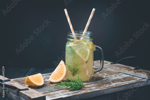 zitronen rosmarin limonade