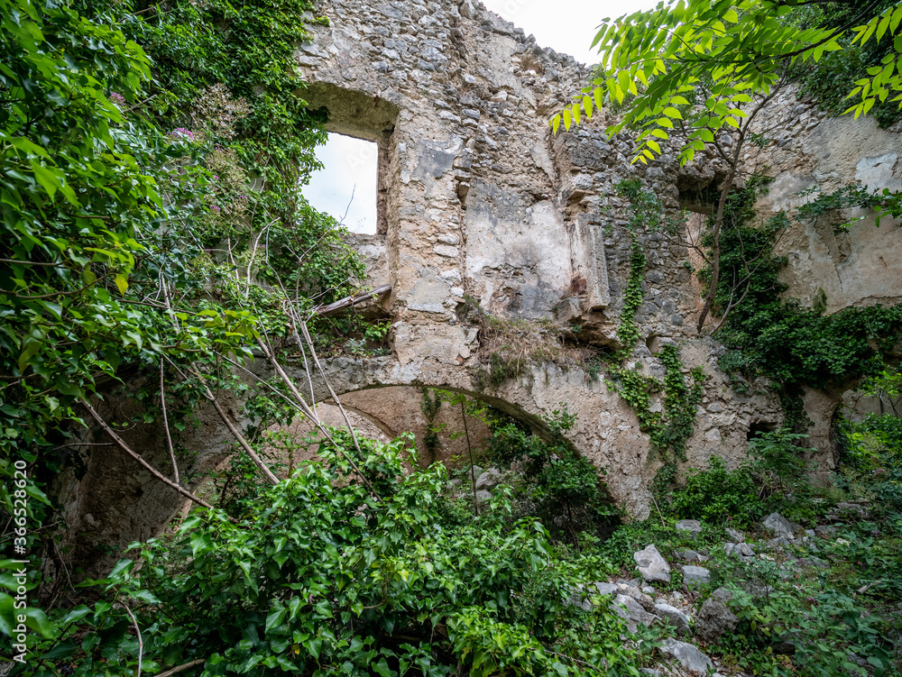 Ghost town of Rocchetta Alta and his remains. Starting with the 1960s, the village was abandoned due to war damage (world war II) and difficult living conditions. Rocchetta al Volturno, Isernia, Italy Ghost town of Rocchetta Alta and his remains. Starting with the 1960s, the village was abandoned due to war damage (world war II) and difficult living conditions. Rocchetta al Volturno, Isernia, Italy