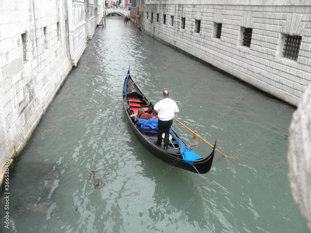 Une gondole à Venise