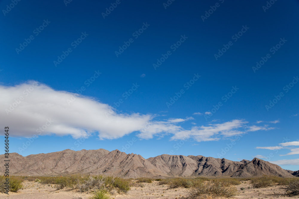 montaña y cielo