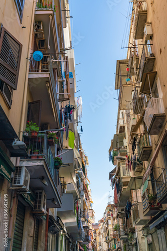 ナポリの街並み © freedom_haya