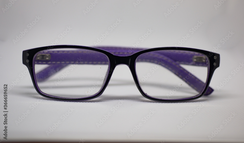 Glasses for presbyopia