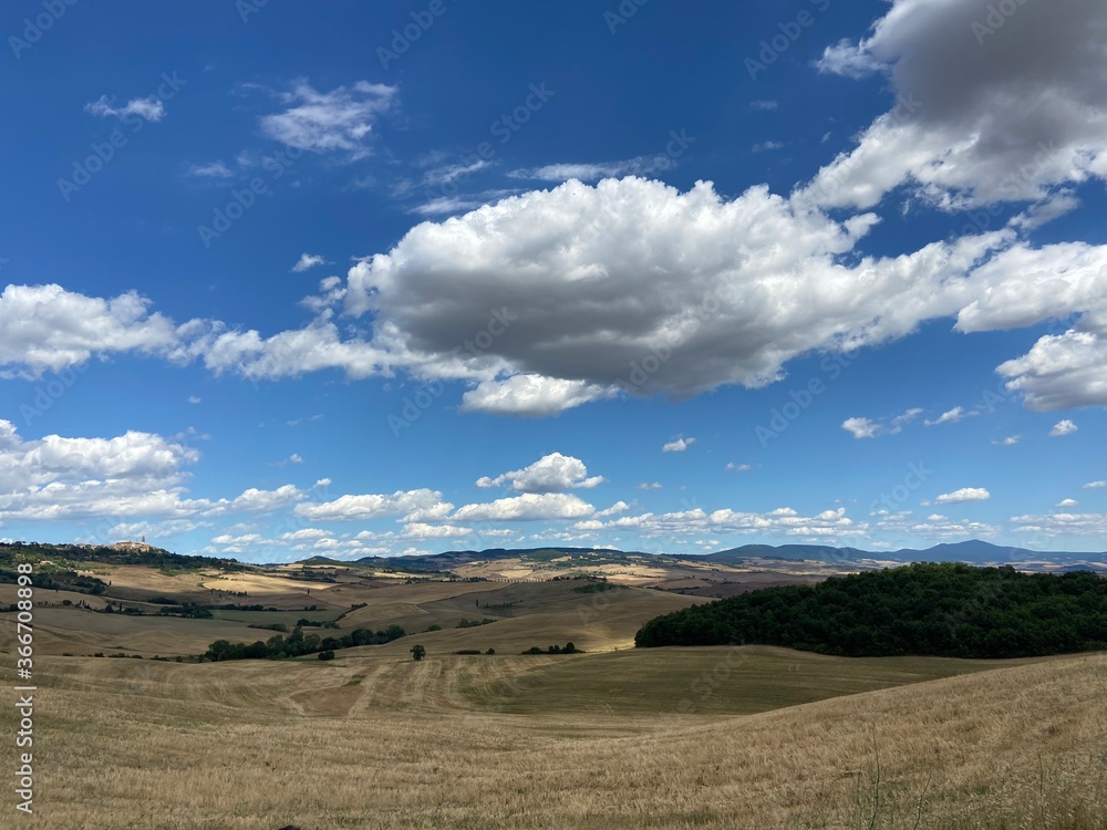 Fototapeta premium val d'orcia paesaggio natura italia toscana cielo montagna collina