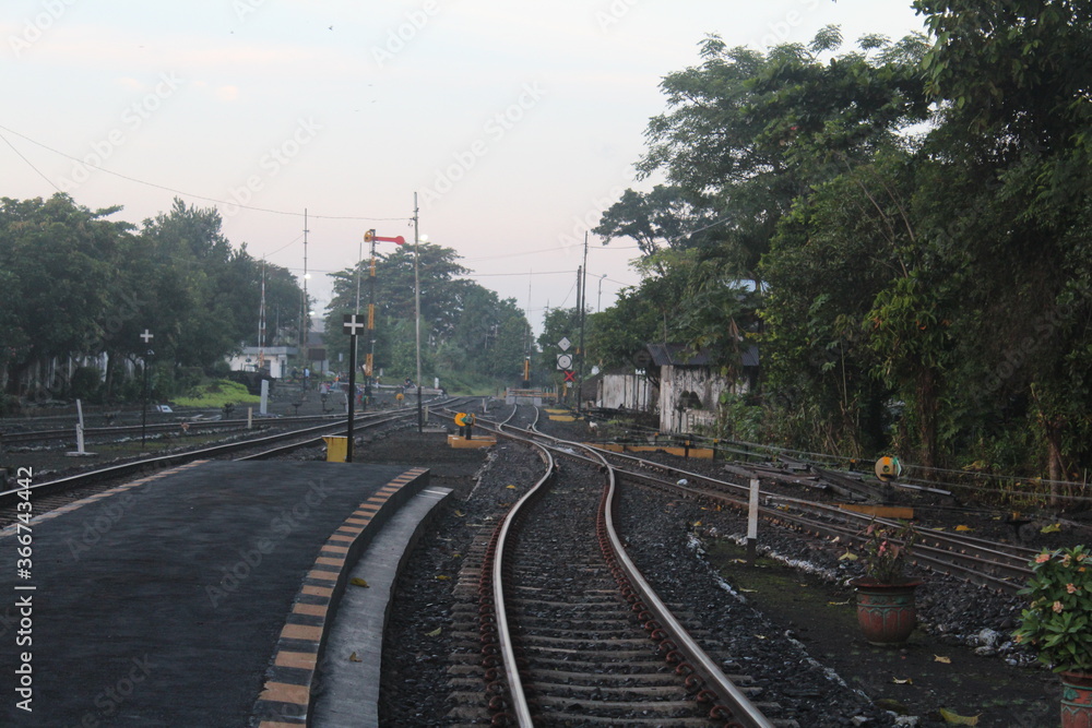 Fototapeta premium railway in the morning