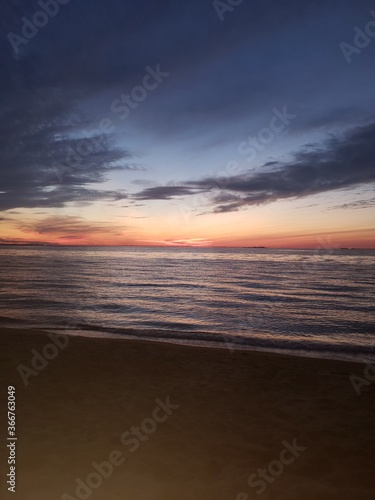 Fototapeta Naklejka Na Ścianę i Meble -  Chesapeake Bay at sunset.