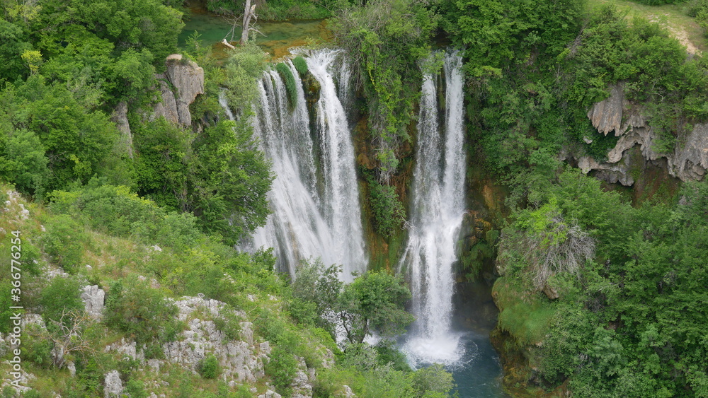 Blick auf die Wasserfälle im Nationalpark Krka, Kroatien