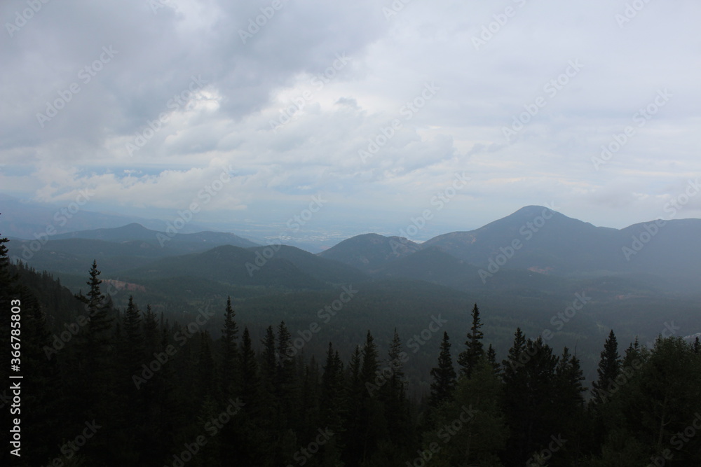 Obraz premium clouds over the mountains