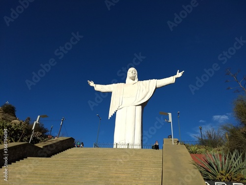 statue of jesus photo