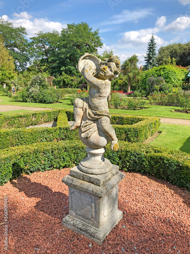 statue in the park