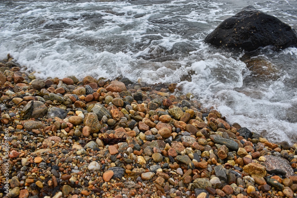 sea and stones