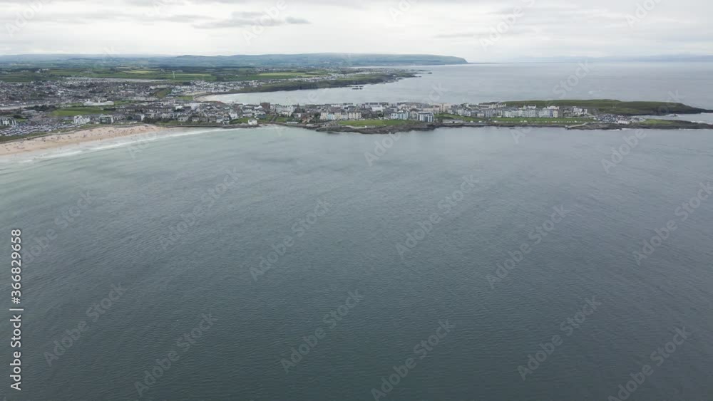 Stunning Nature Scenery In Portrush, A Touristic Seaside Resort Town In The Northern Ireland - Perfect Holiday Destination - aerial Stunning Nature Scenery In Portrush, A Touristic Seaside Resort Town In The Northern Ireland - Perfect Holiday Destination - aerial