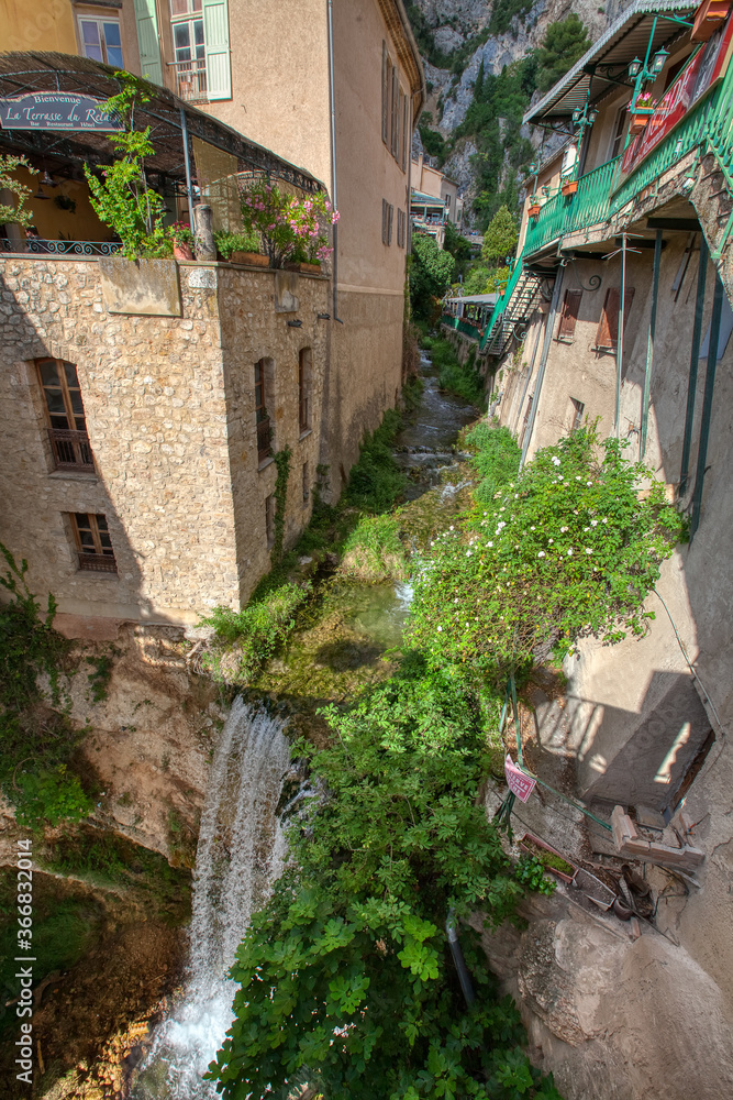 Moustiers-Sainte-Marie village in Provence, Provence-Alpes-Cote d`Azur, France, member of most beautiful villages of France