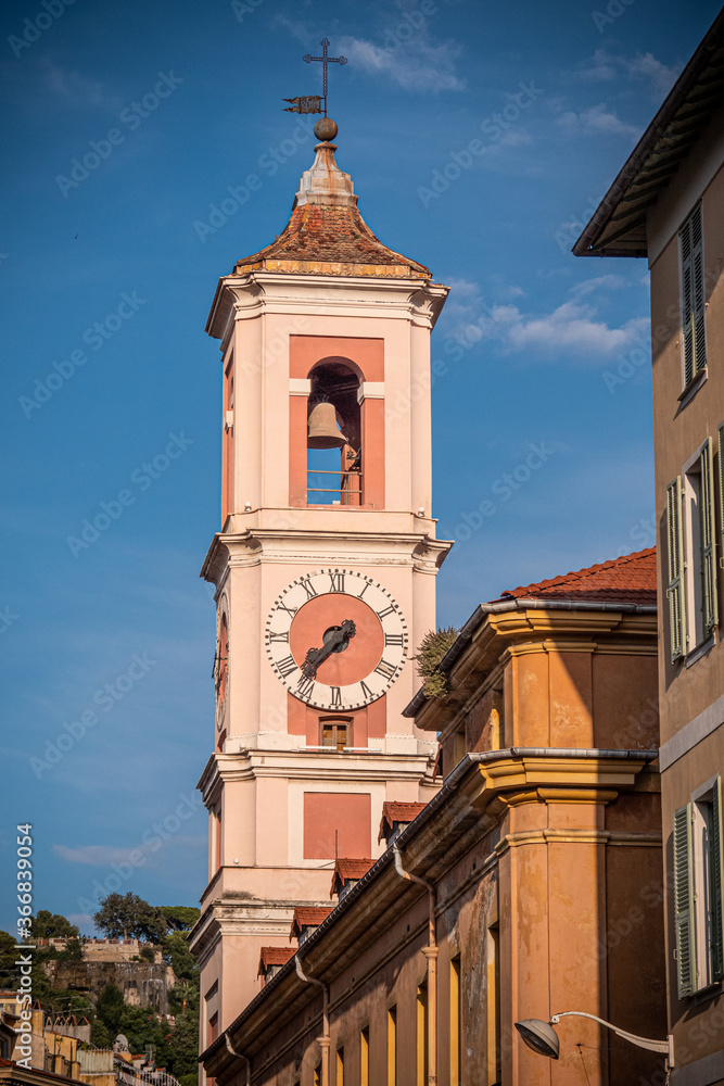 Naklejka premium The historic district of Nice with its colorful buildings - travel photography