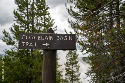 Bild auf Leinwand Sign for the Porcelain Basin Trail, part of Norris Geyser Basin in Yellowstone N