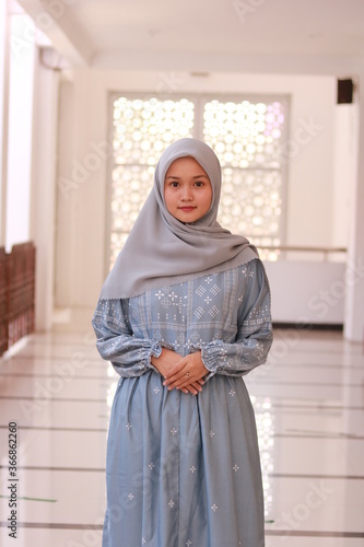 Fashion portrait of young beautiful asian muslim woman with wearing hijab