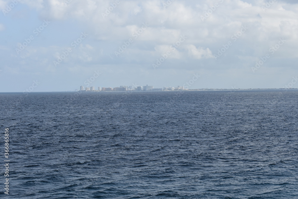 Cancún desde el ferry