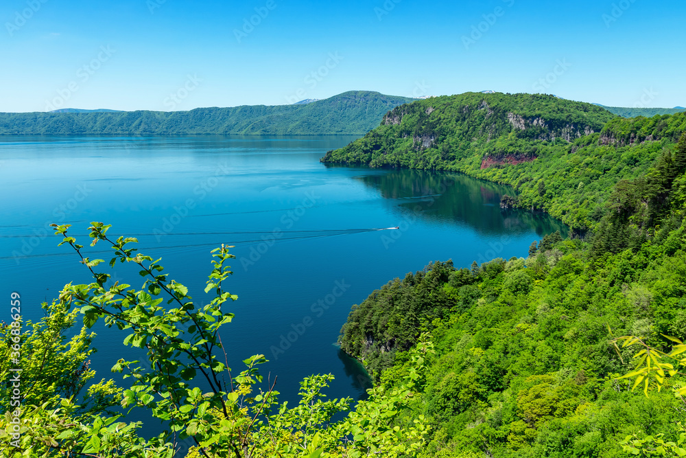 Naklejka premium 【青森県十和田湖】瞰湖台から眺める十和田湖は開放的な大パノラマ
