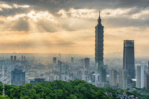 Awesome view of Taipei from top of mountain at sunset © efired