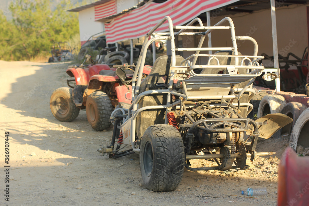 Obraz premium Alanya, TURKEY - August 10, 2013: Travel to Turkey. Off-road ATV.