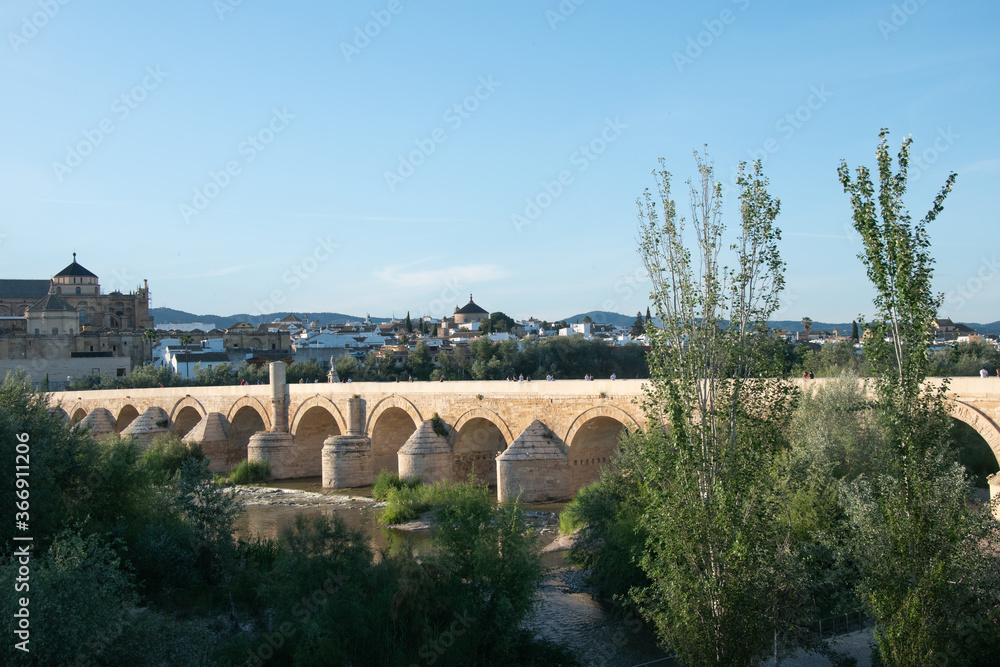 Puente romano en Córdoba, España