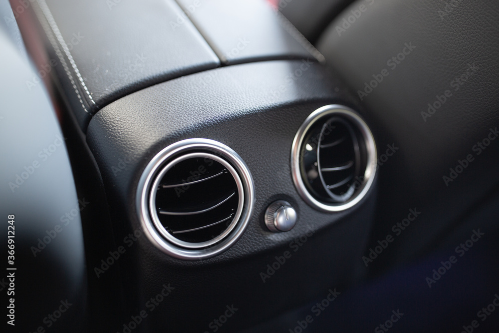 Luxury car rear seat row air conditioning control