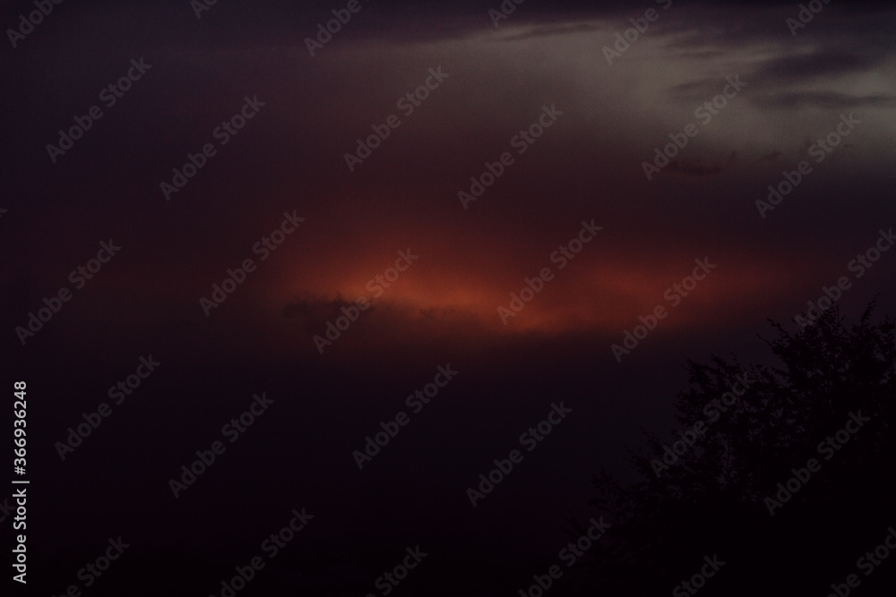 Sonnenaufgang im Nebel Sonnenaufgang im Nebel