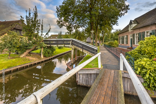 Canals in Giethoorn Village © creativenature.nl