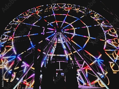 ferris wheel in night