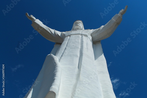 statue of jesus christ king