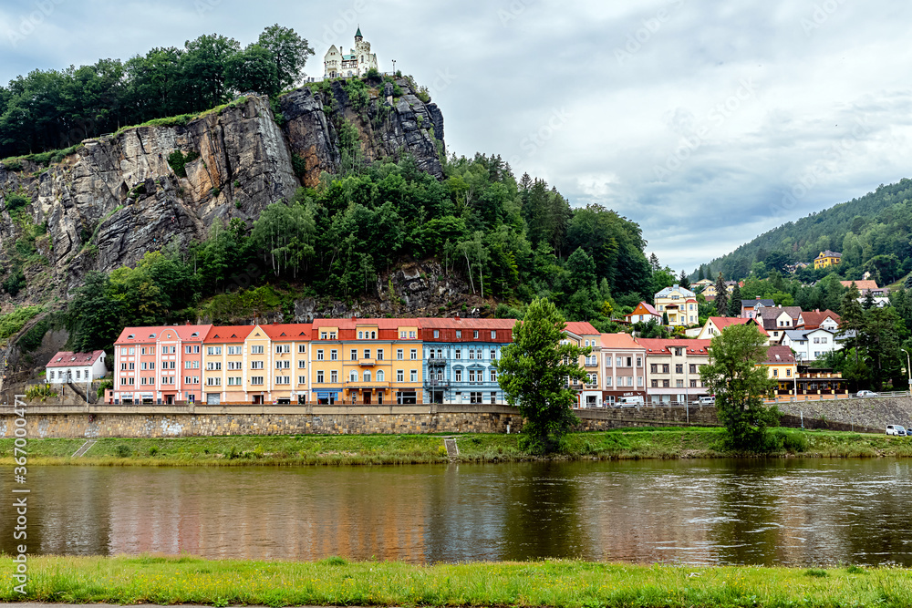 Elbe River, Sheperd´s Wall, Tetschen Castle, Decin, Tetschen, Czech Republic.