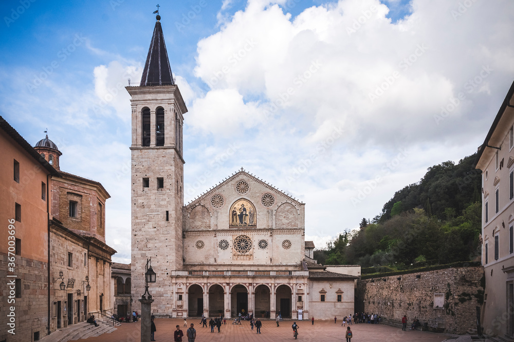 the cathedral of Spoleto overlooks the square which extends to its feet