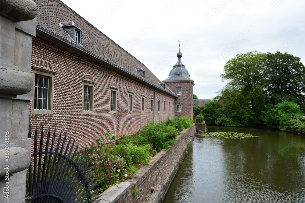 Fototapeta premium Schloss Heltorf in Düsseldorf 