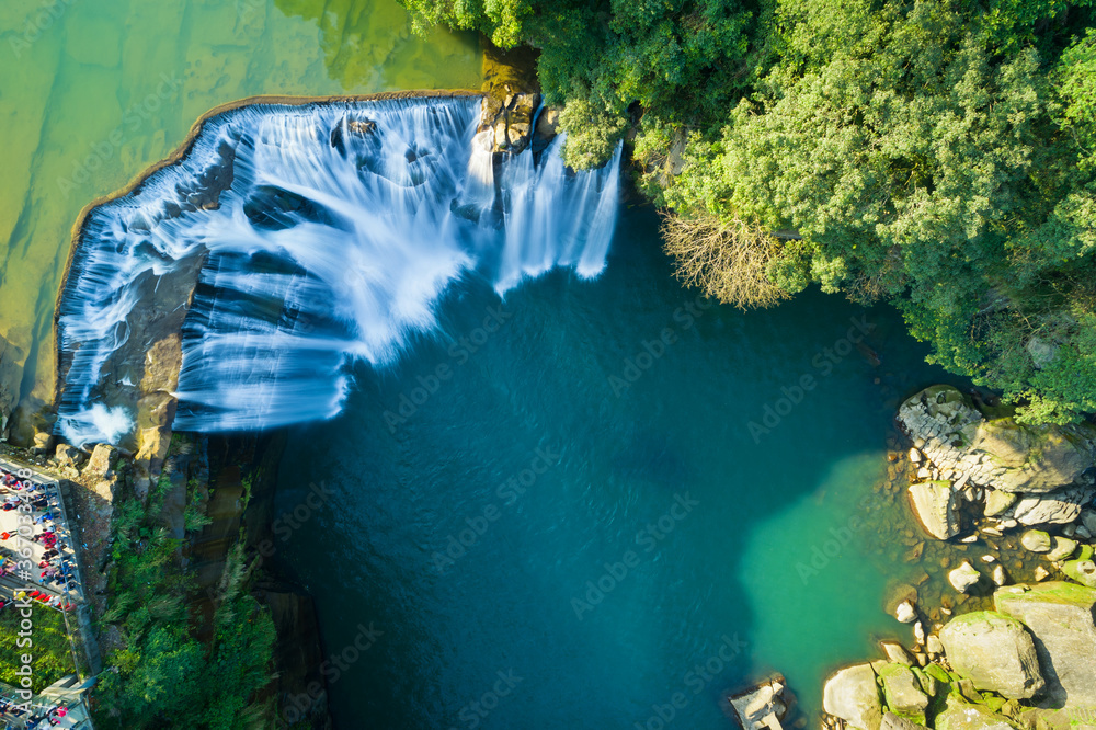 Φωτογραφία Shifen Waterfall Aerial View - Famous nature landscape of Taiwan, shot in Pingxi District, New Taipei, Taiwan